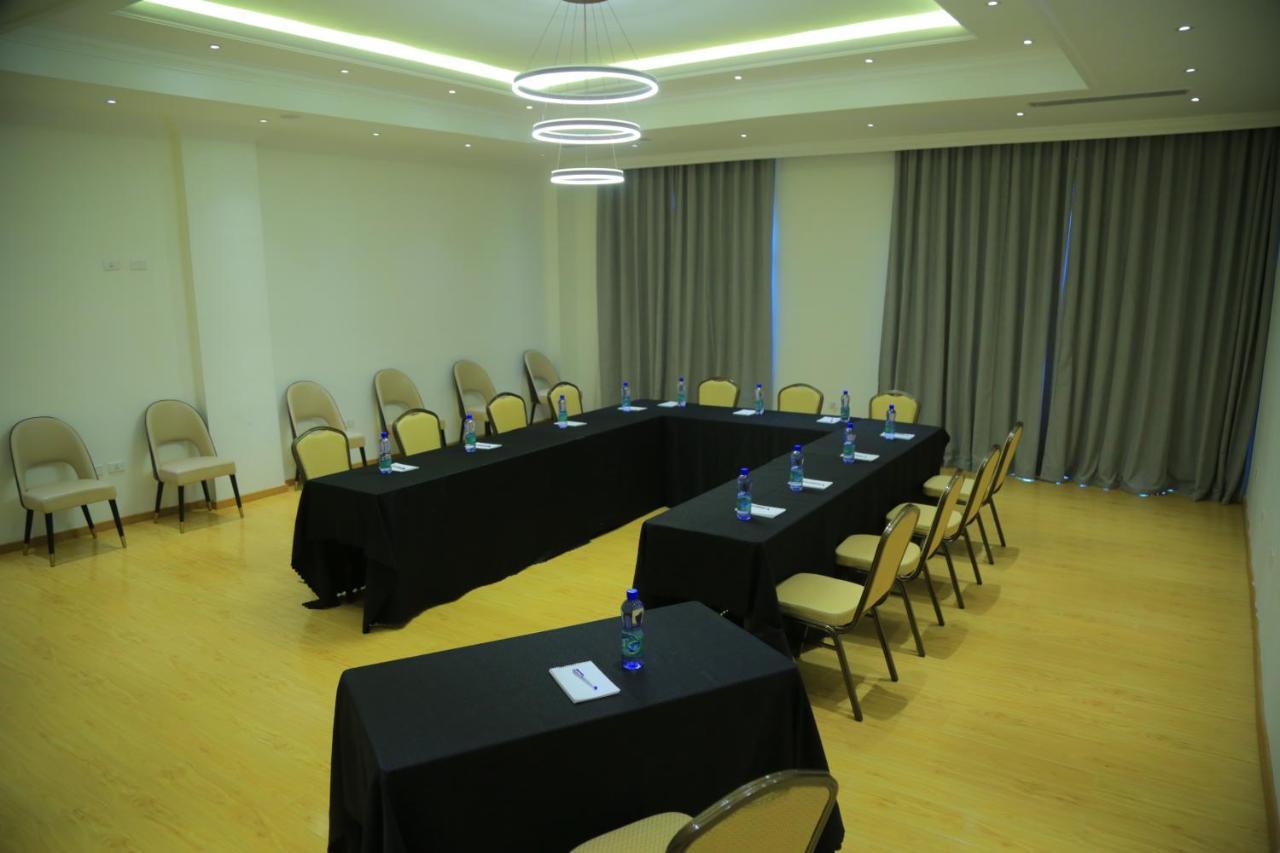 Check Inn Hotel أديس أبابا المظهر الخارجي الصورة